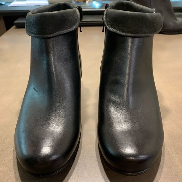 New Ecco Booties  - Picture 1 of 6
